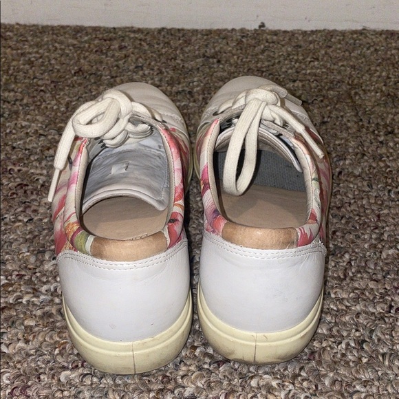 Womens Ecco Soft Pink Floral Leather Lace Up Sneakers - Picture 4 of 10